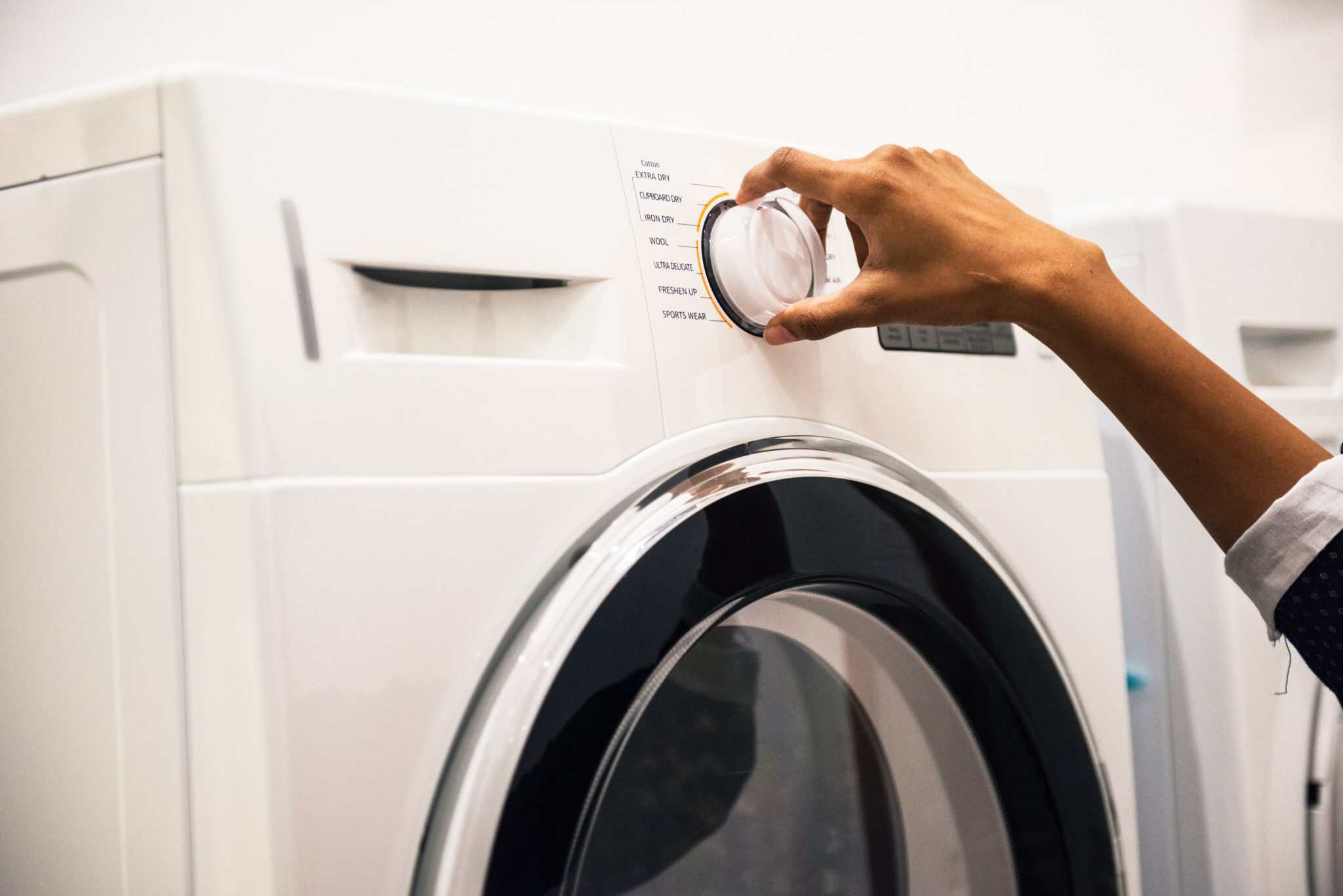 wash clothes as ways to save money